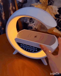 15W Lamp Speaker & Wireless Charger 1500mAh Rechargeable BT3401